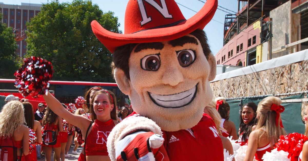 Husker football officially adds nine transfers to roster as winter