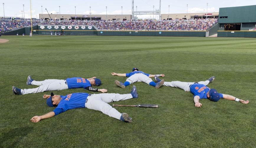 Guthrie's glove work helps Florida get to CWS in Omaha