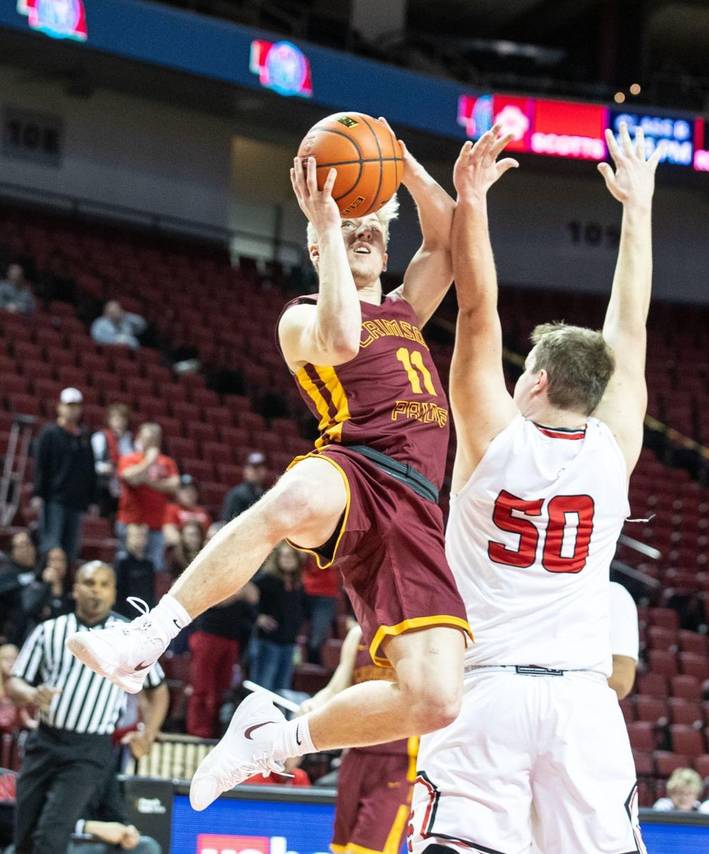 Class B Shane Orr S 22 Points Lead Omaha Roncalli Past