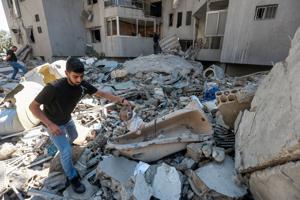 IRAN-CRISIS/LEBANON-ISRAEL-TYRE-AFTERMATH