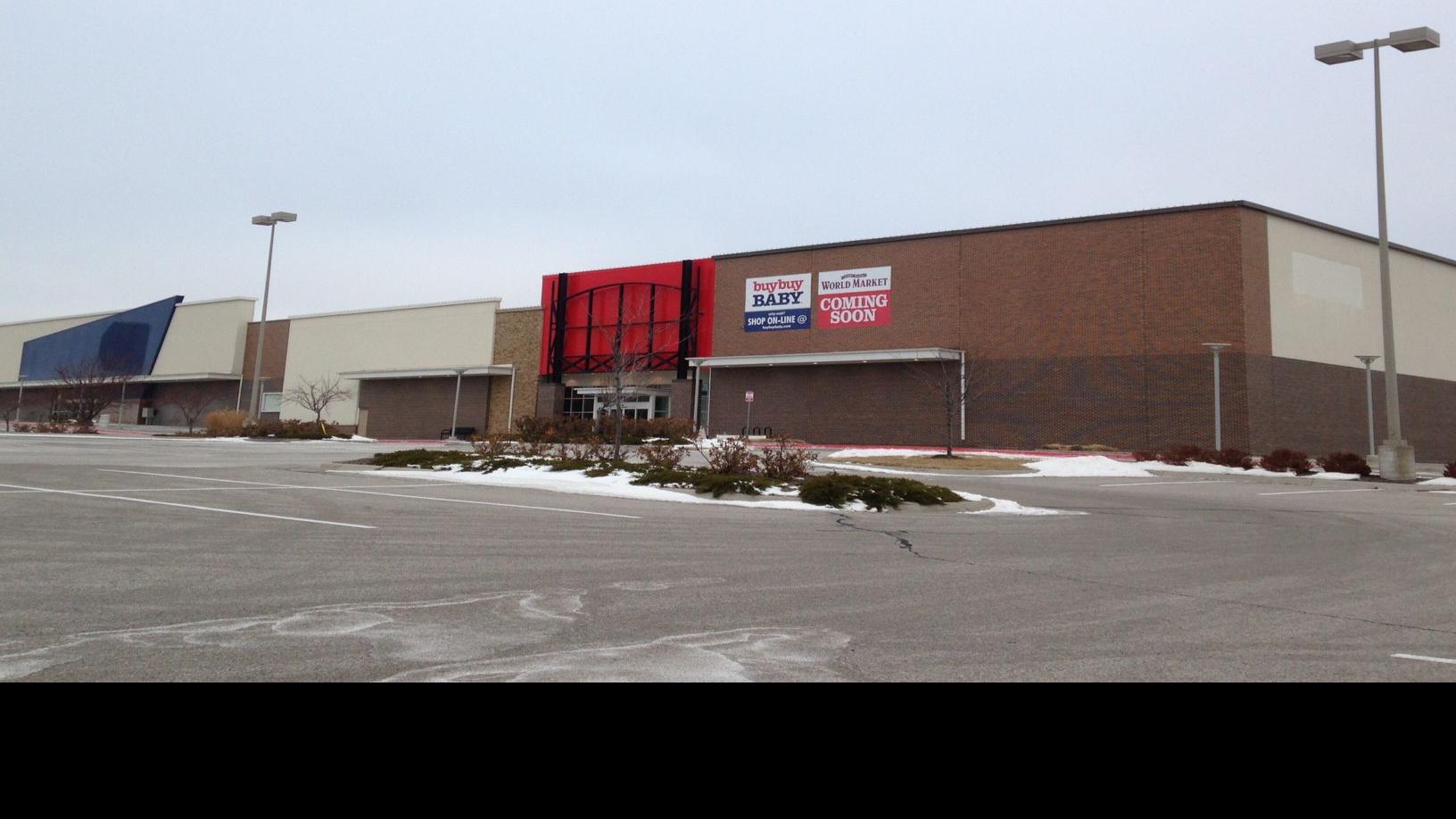 Steady Stream Of Excited World Market Fans Check Out Recently Opened Omaha Store Money Omaha Com