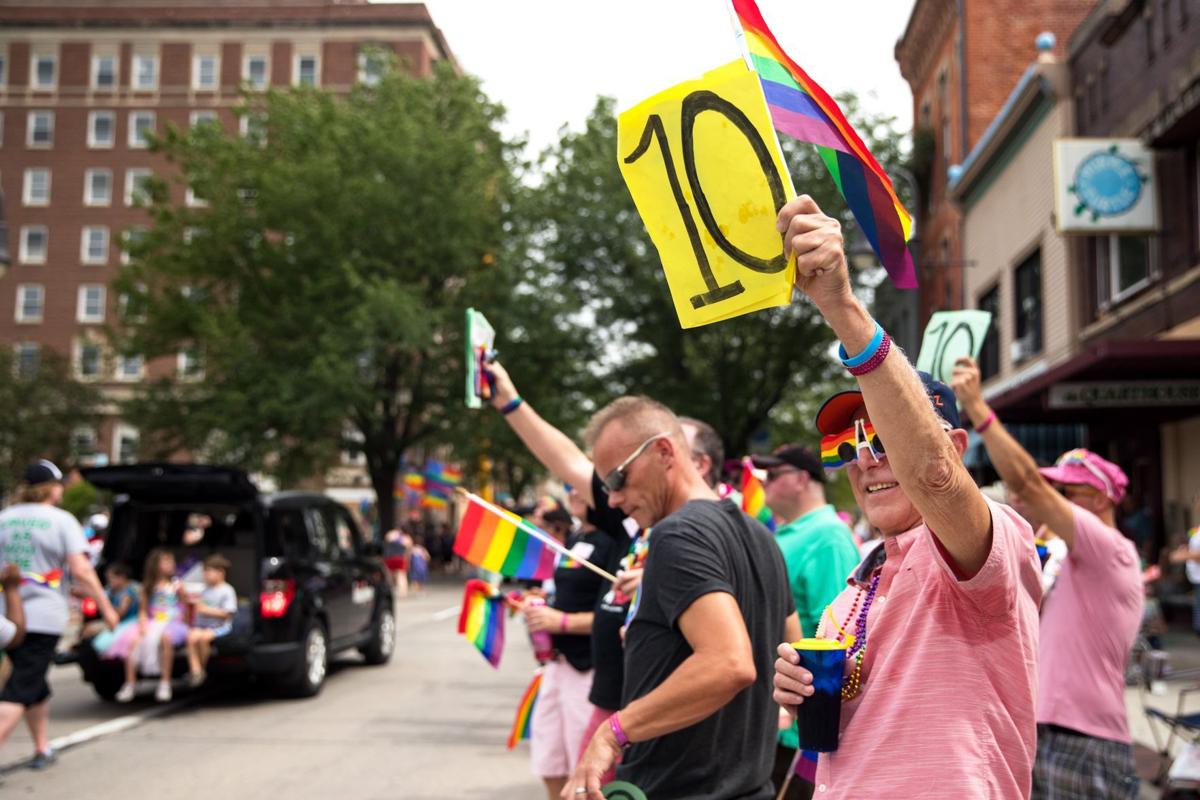 5,000 color the streets of downtown Council Bluffs in celebration of