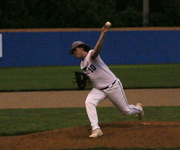 Gross #10 pitching2 final.jpg