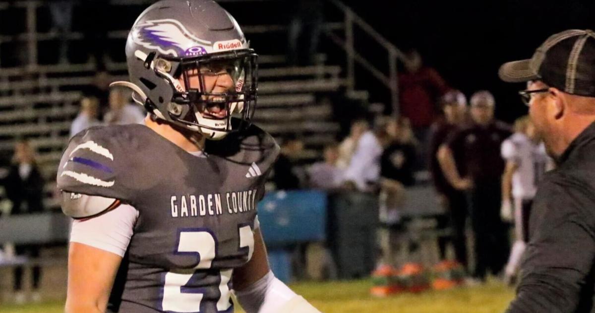 Two-way stars and more, here are Six Man football players to watch 2026