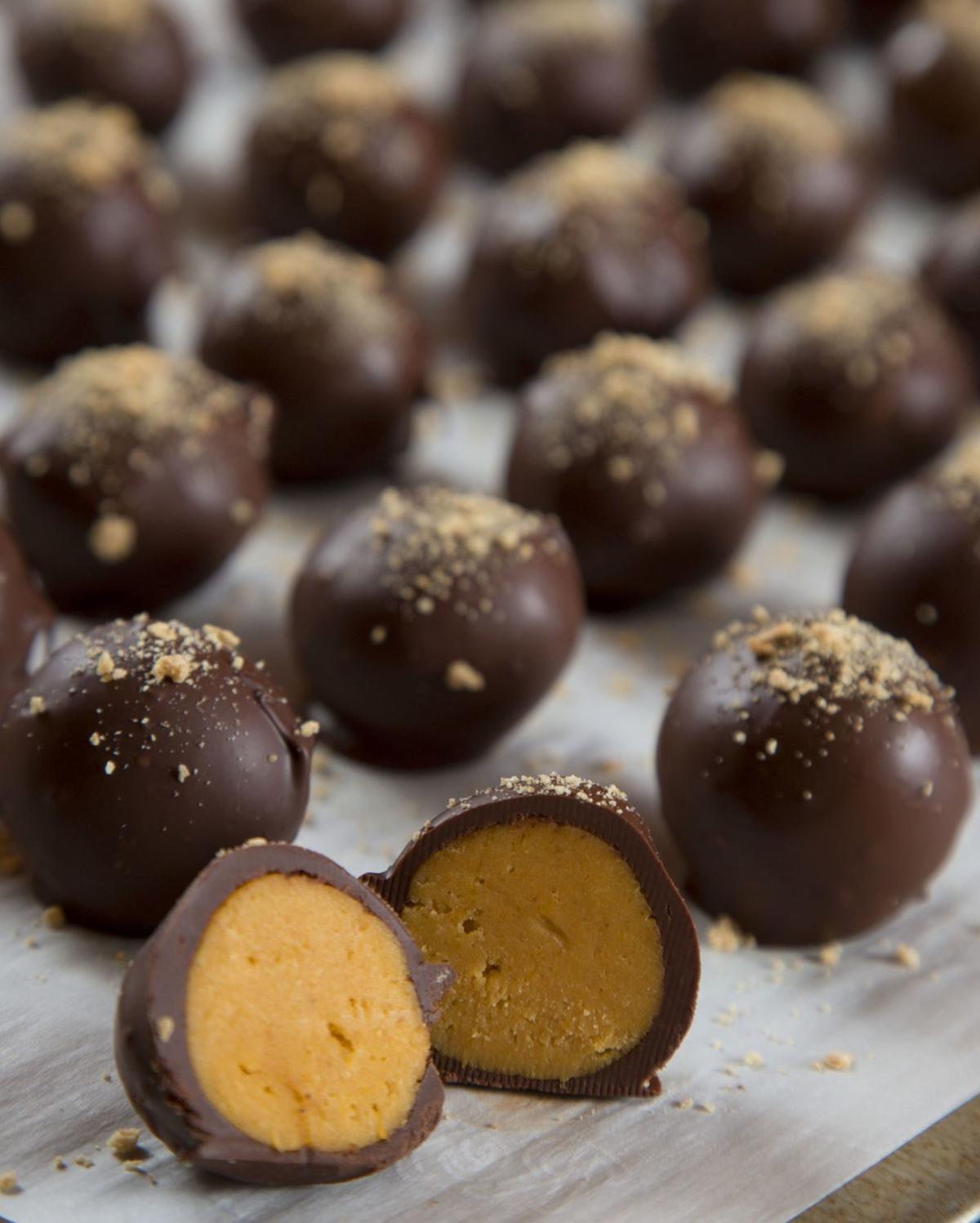 These Pumpkin Cheesecake Truffles Are The Perfect Bite Sized Alternative To Pumpkin Pie Momaha Omaha Com