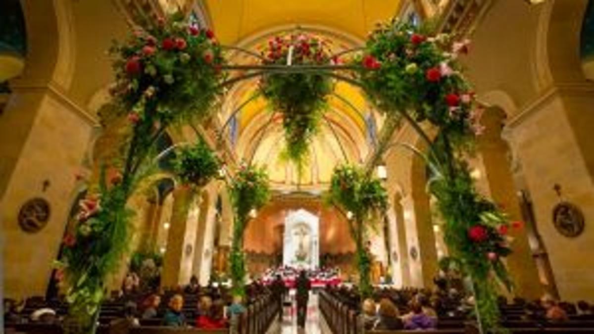 Flowers Fill St Cecilia Cathedral For Annual Festival Latest Headlines Omaha Com
