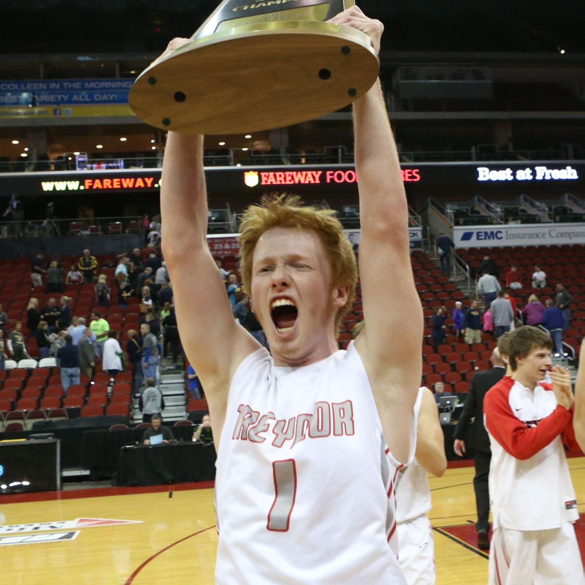 Iowa Class 2 A Treynor Wins First Boys State Basketball Title