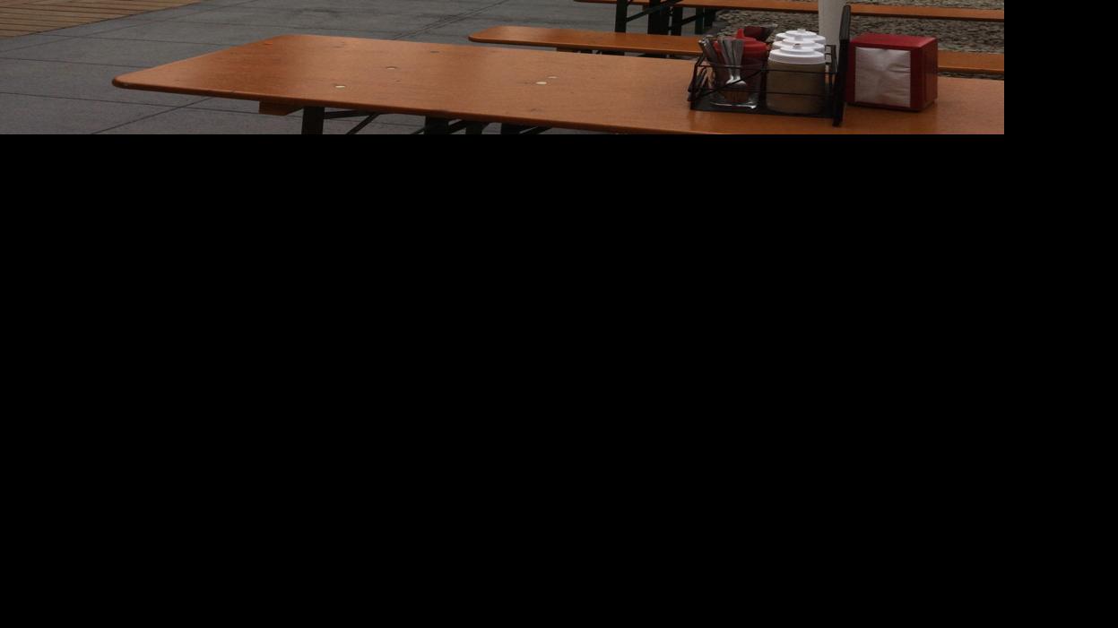 Shy Rooftop Kemang (Hotel Papillion, 45AA Jl Kemang Raya