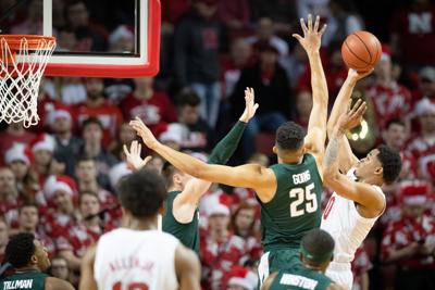 No 6 Michigan State Pulls Away Late Snaps Nebraska Basketball S