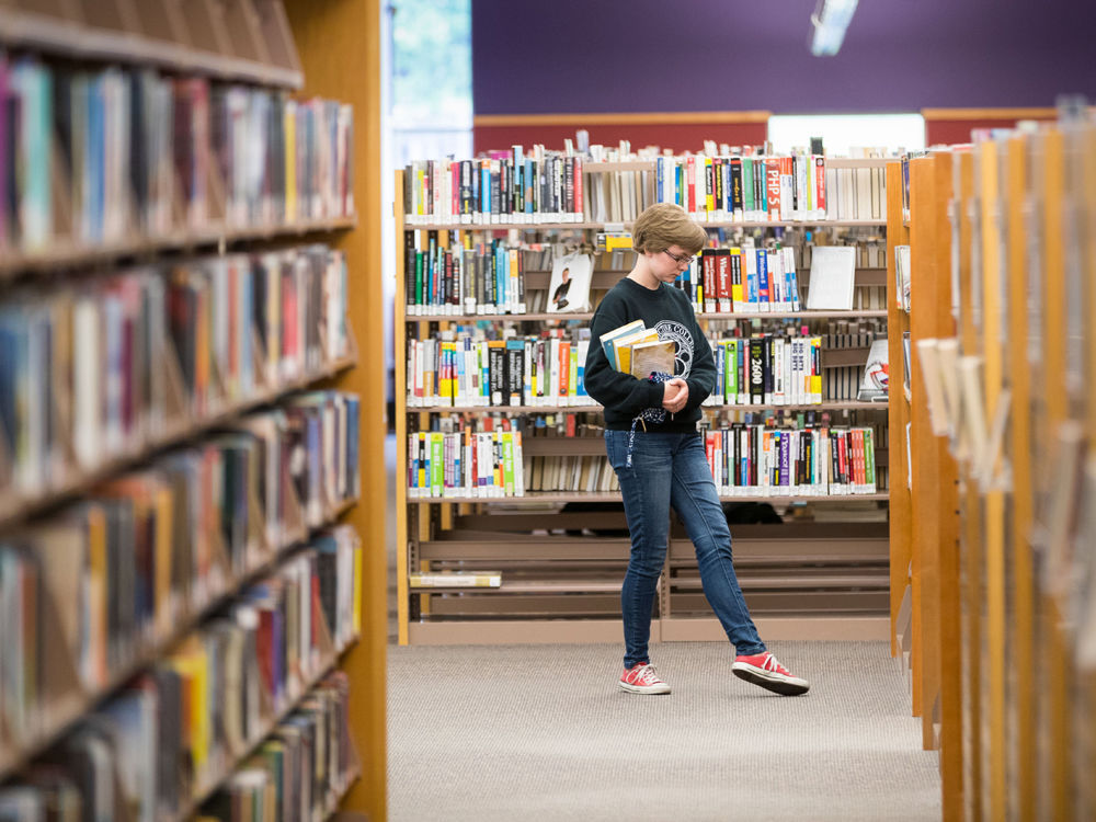 Omaha Public Library Summer program offers a chance to rock and read