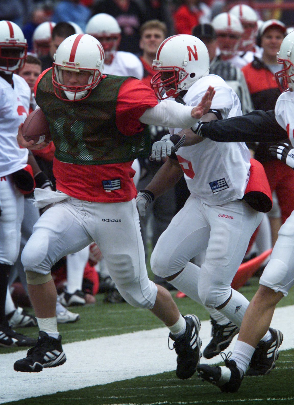 Watch: Reds baseball star wears Marist football jersey to honor Farmer