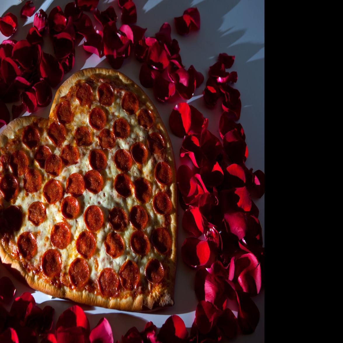 Where To Find A Heart Shaped Pizza This Valentine S Day News Omaha Com
