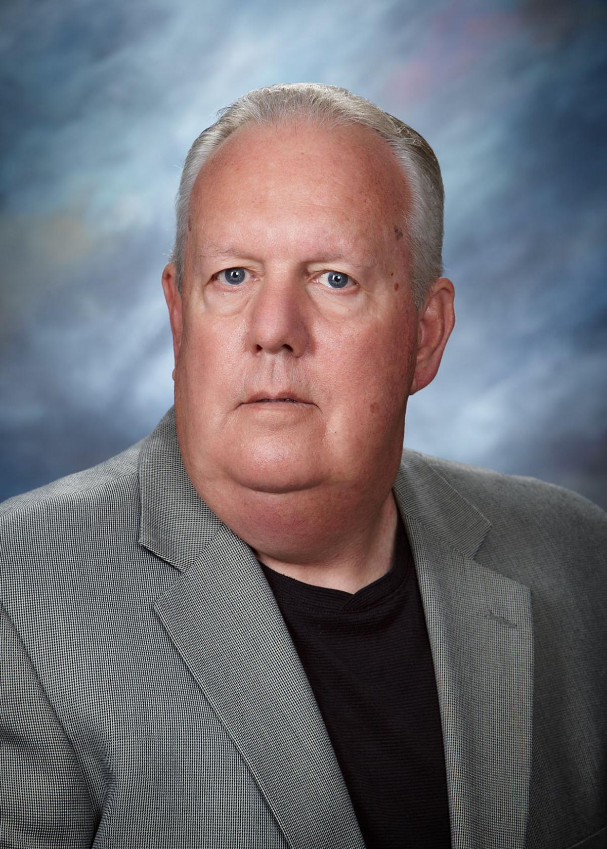 Mayor Mike Dill, a tireless booster of Springfield, dies at age 70