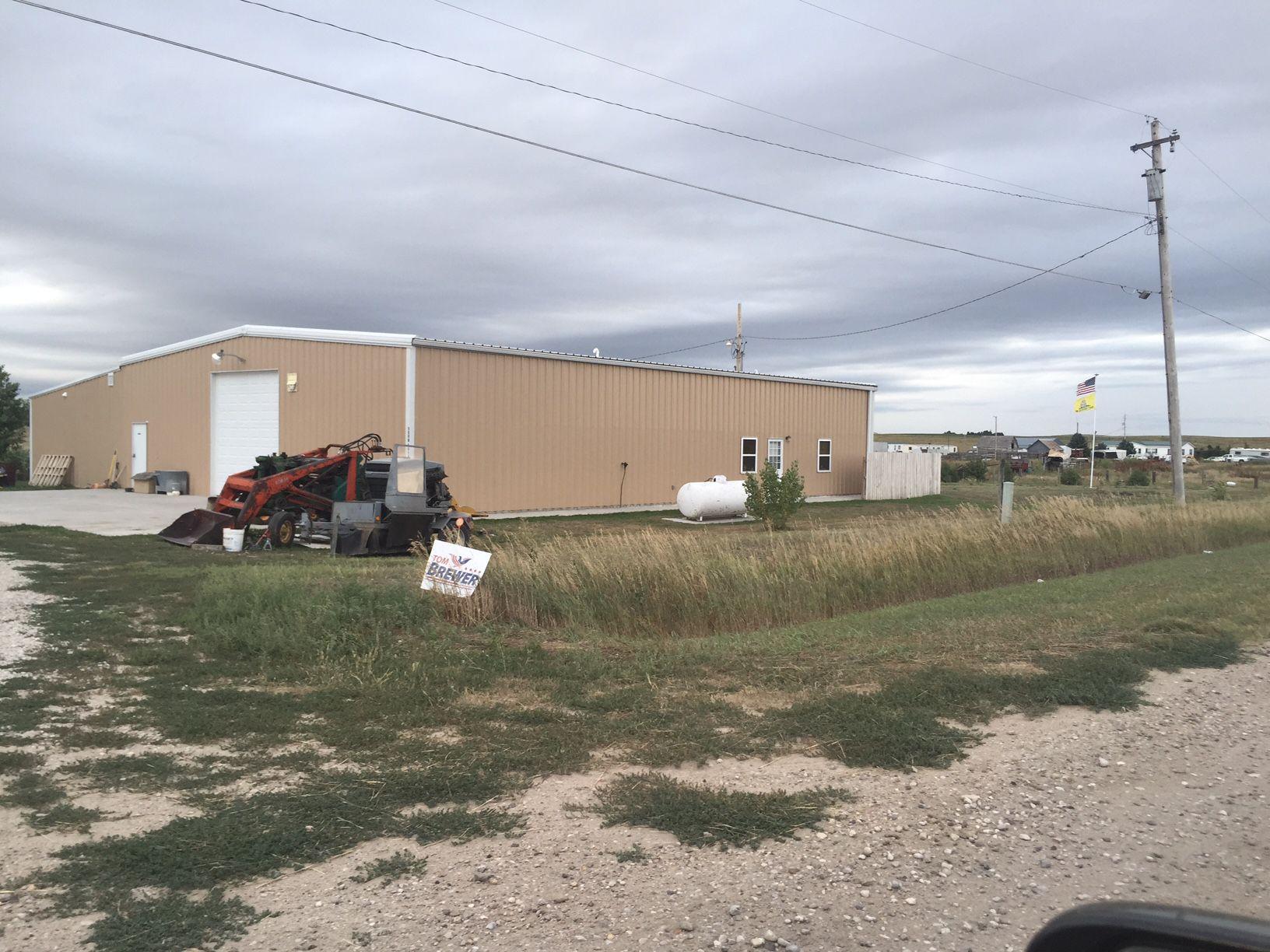 Home Sweet Home Ex Senator Challenges Tom Brewer S Residency In Gordon Machine Shed State And Regional News Omaha Com