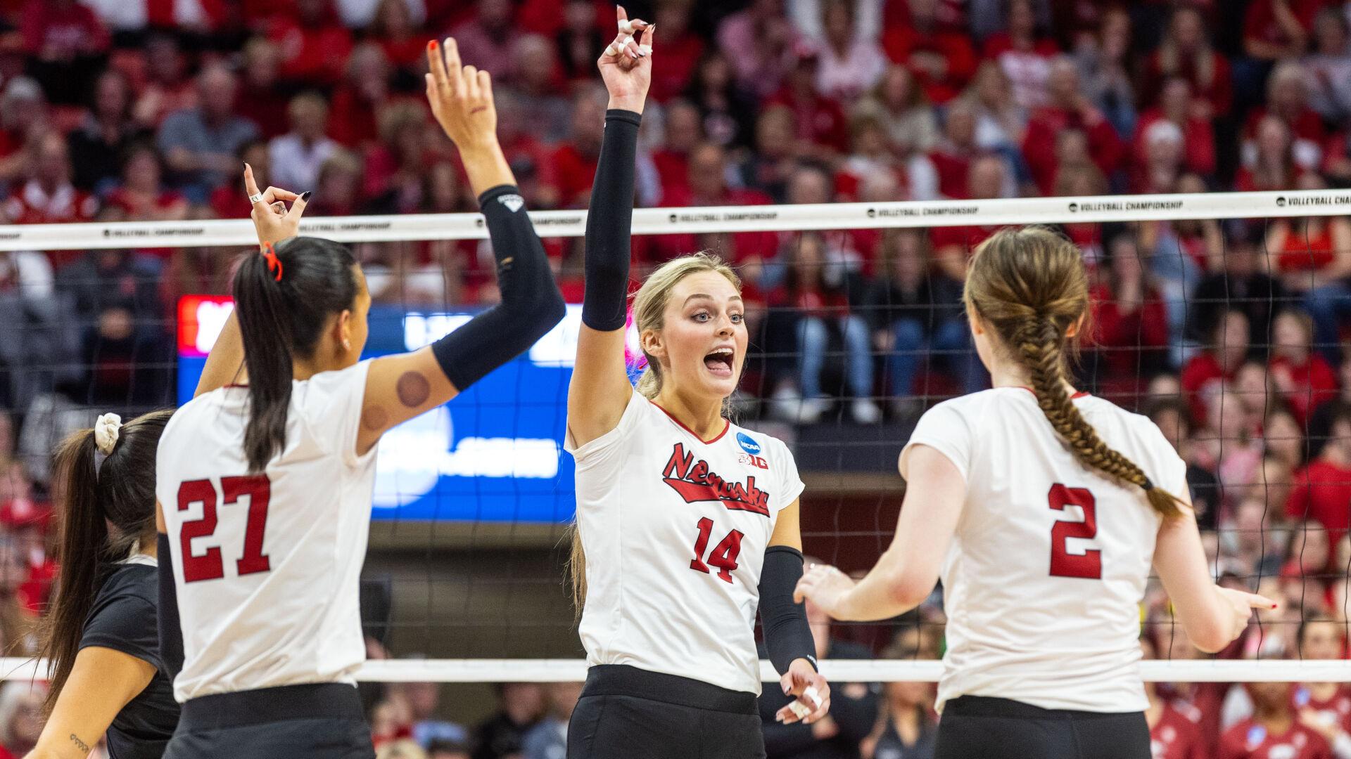 Live Nebraska volleyball vs. Arkansas in NCAA tournament