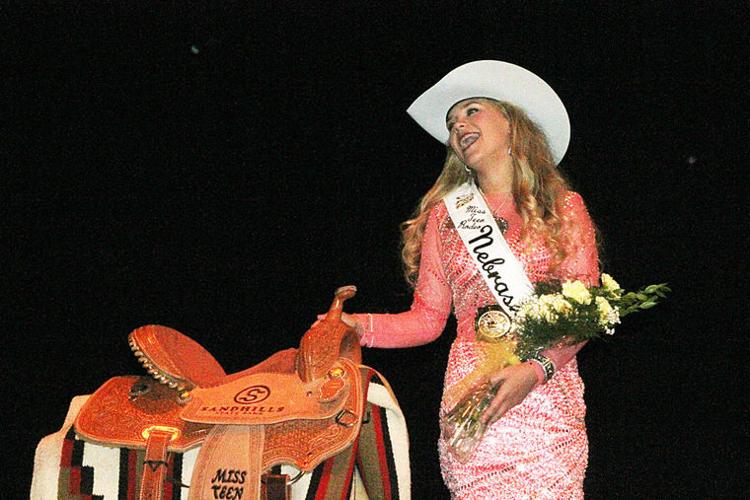Ogallala woman, North Platte teen receive Rodeo Nebraska crowns
