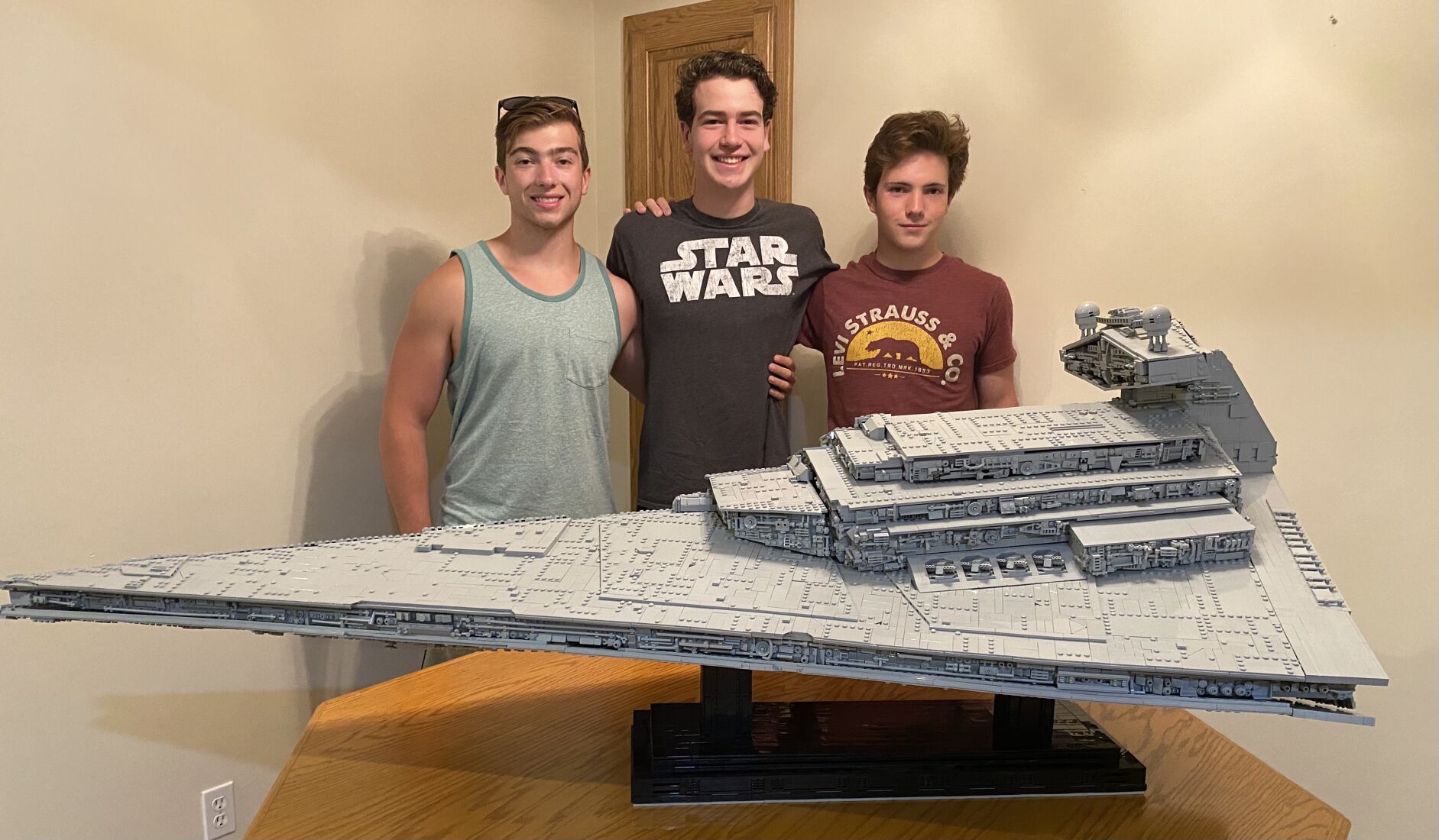 Star destroyer lego size sale