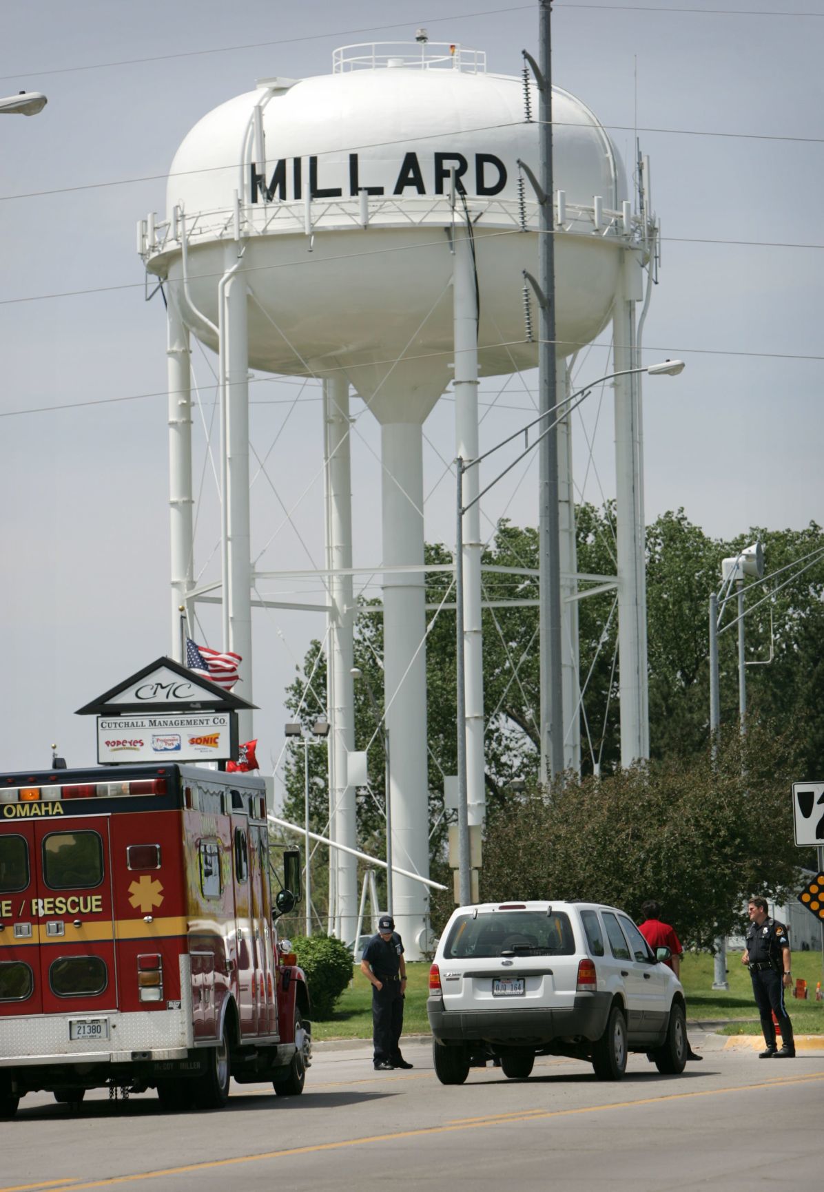 Millard water tower spills 36,000 gallons Omaha Metro
