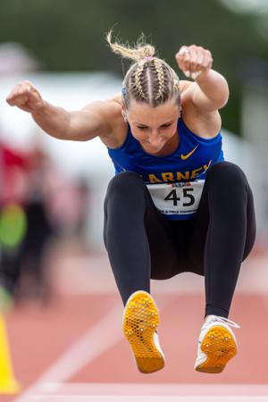 052126-owh-spo-hstrack-cm-09