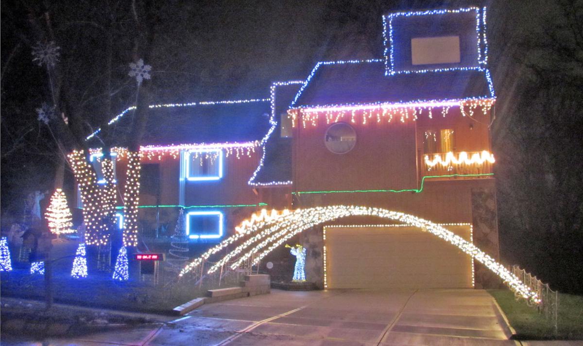 its sounding a lot like christmas bellevue residents sync expansive light shows to music - Bellevue Christmas Lights its sounding a lot like christmas bellevue residents sync expansive light shows to music - Bellevue Christmas Lights