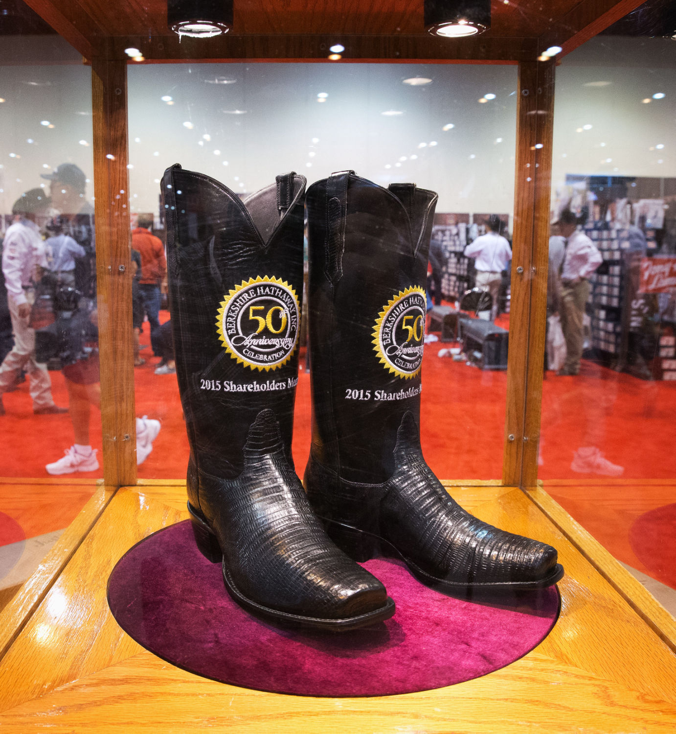 justin boots berkshire hathaway