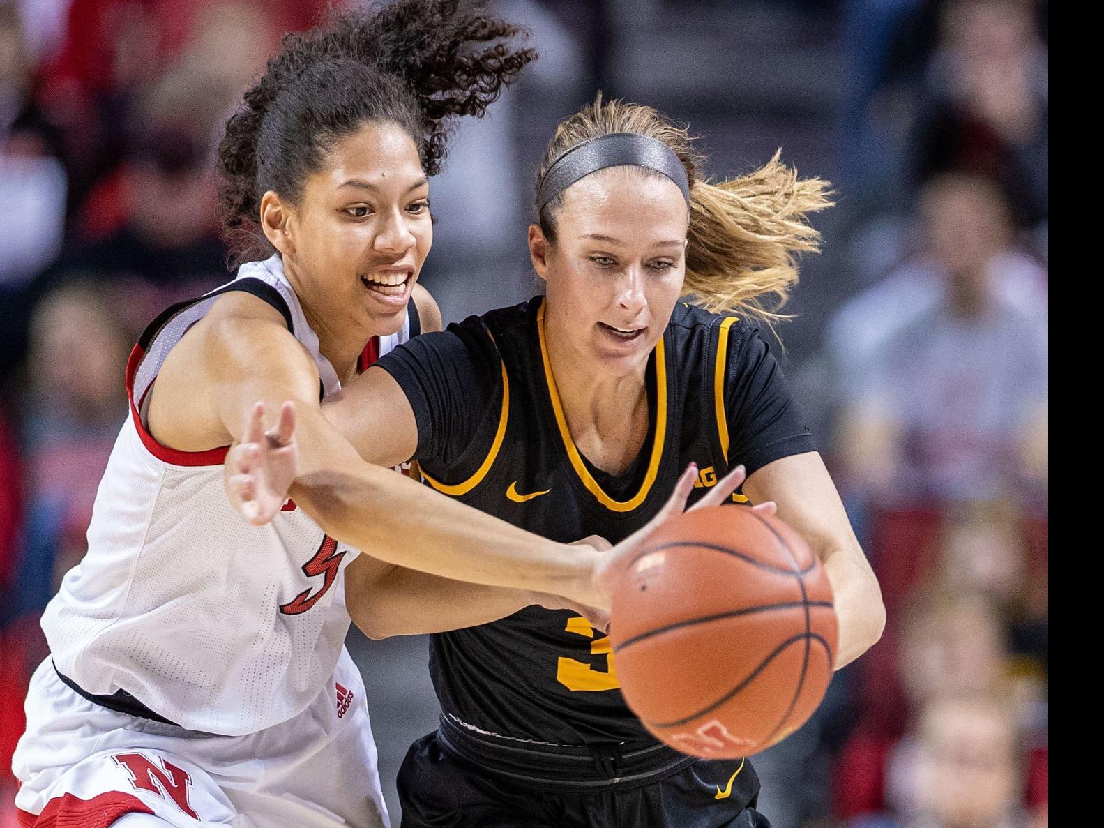 Photos Nebraska Women S Basketball Hosts Iowa Huskers Omaha Com