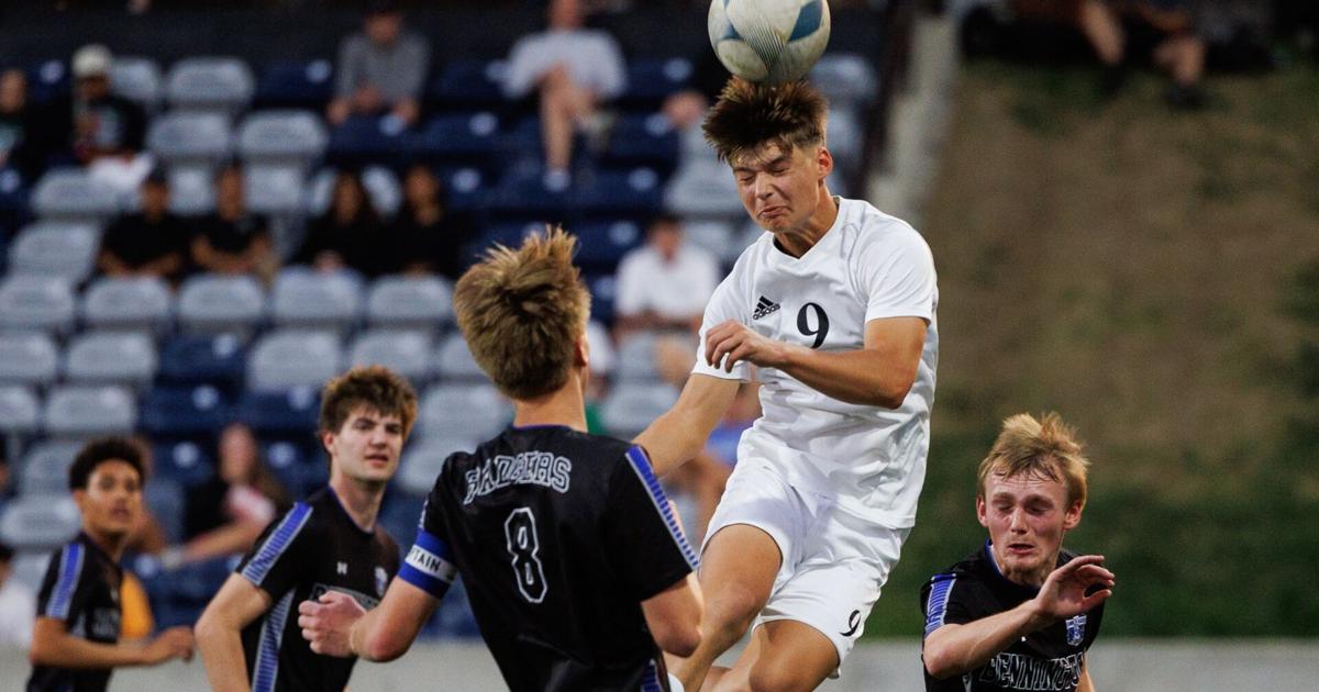 Jungen-Fußball: Lexington besiegt Bennington und stellt einen Rekord für ...
