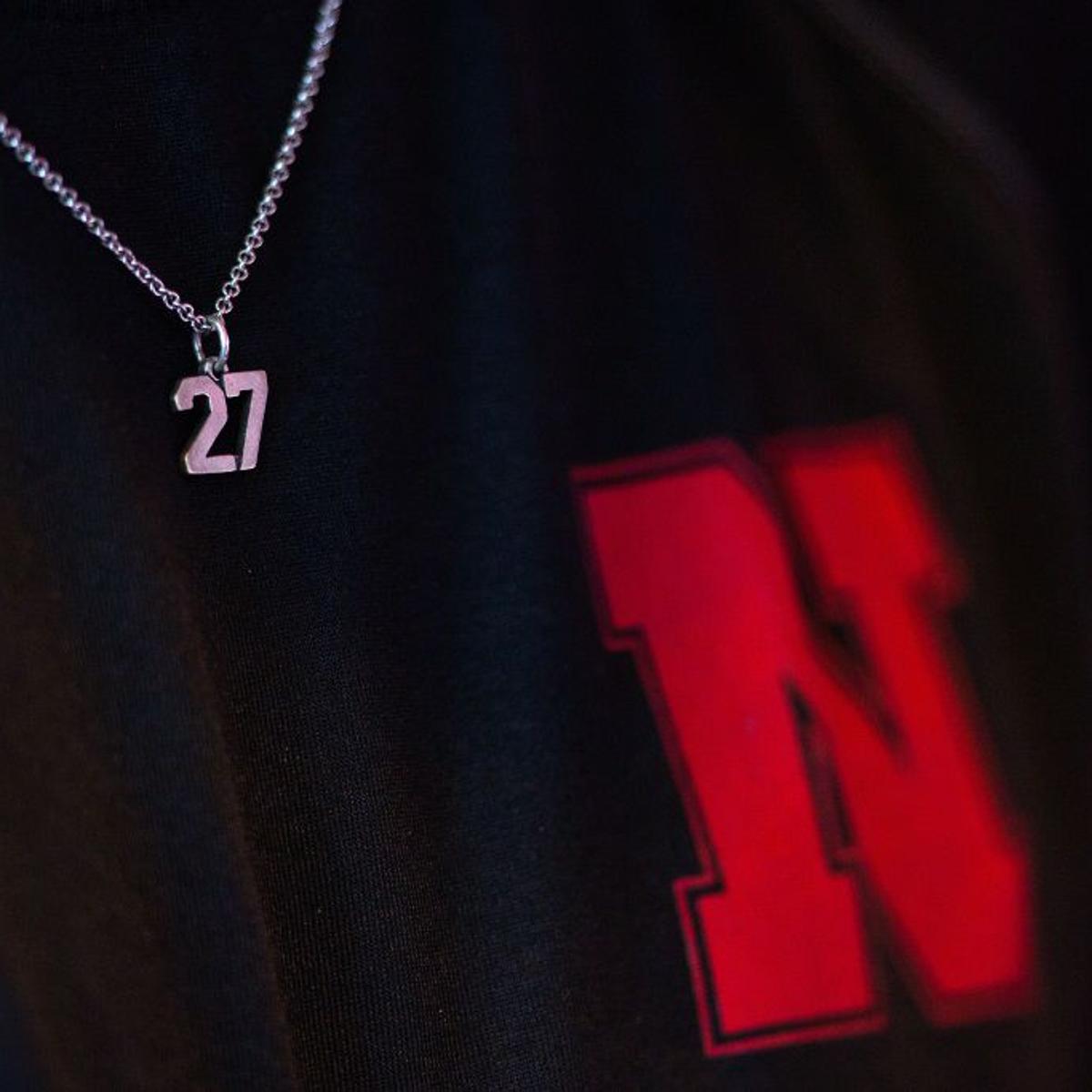 Huskers Unveil Helmet Decal To Honor Sam Foltz Blogs Omaha Com