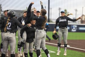 042826-owh-spo-cubbw-cm-02