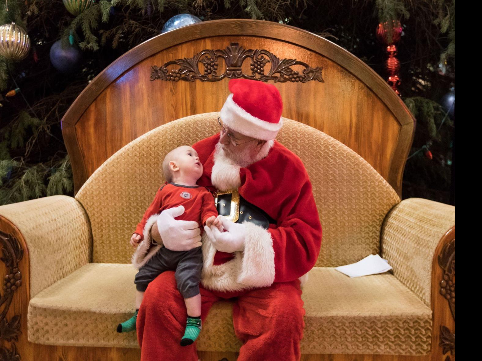 More Than A Dozen Places Where Kids Can Meet Santa This Season Momaha Omaha Com
