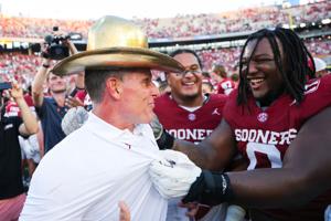 FOOTBALL-NCAA/