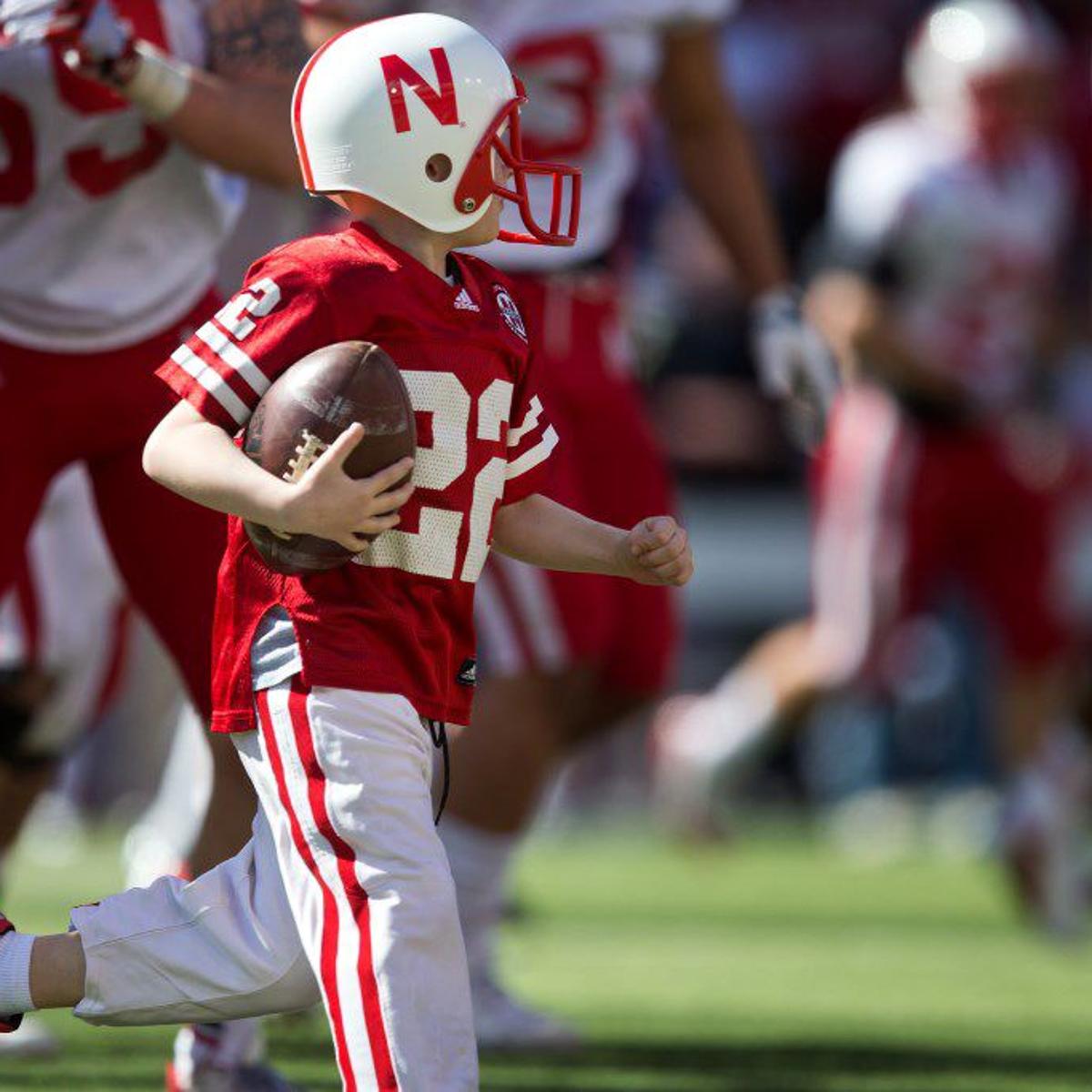 Shatel Team Jack Support Goes Behind Rex Burkhead And New England Patriots Football Omaha Com