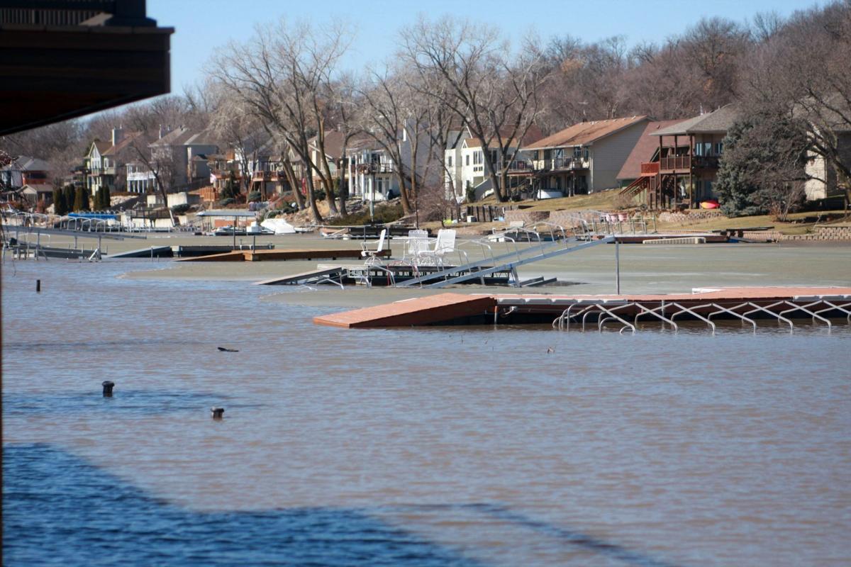 Hawaiian Village residents begin to see extent of flood damage
