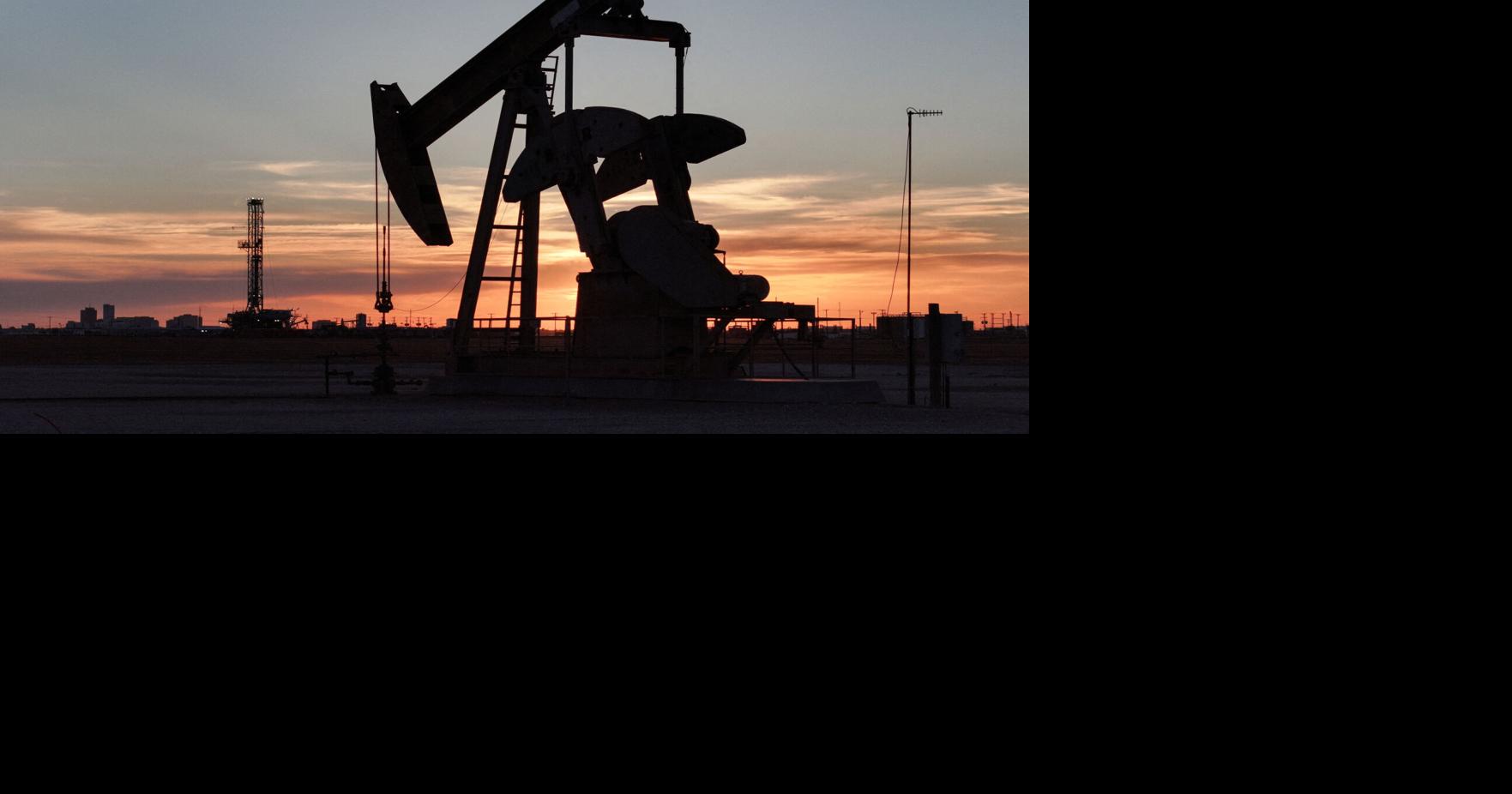 Oil-price bets ahead of Iran war news totaled $7 billion, reporting shows