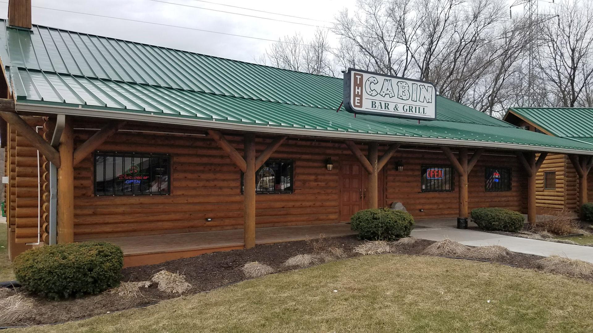 Nightlife Review Settle In At The Cabin Go Omaha Com