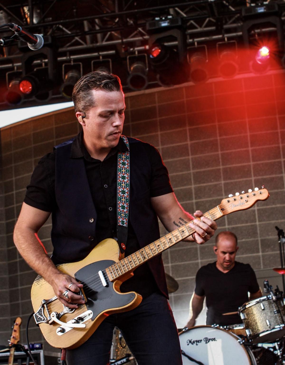 With personal songs, Jason Isbell brings intimacy to amphitheater