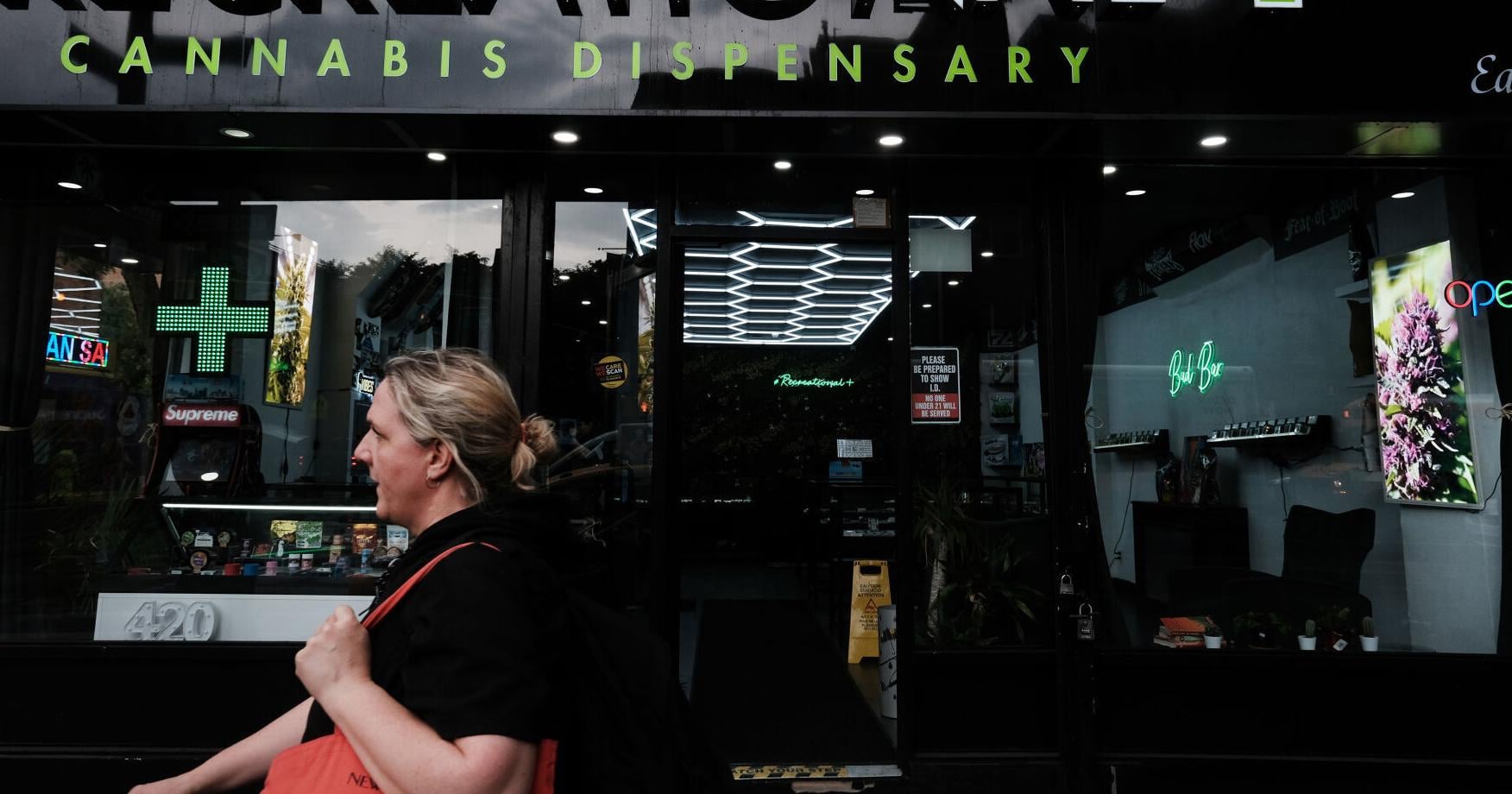 As more states legalize pot, their uneven safety rules can pose a risk - Vimarsana News