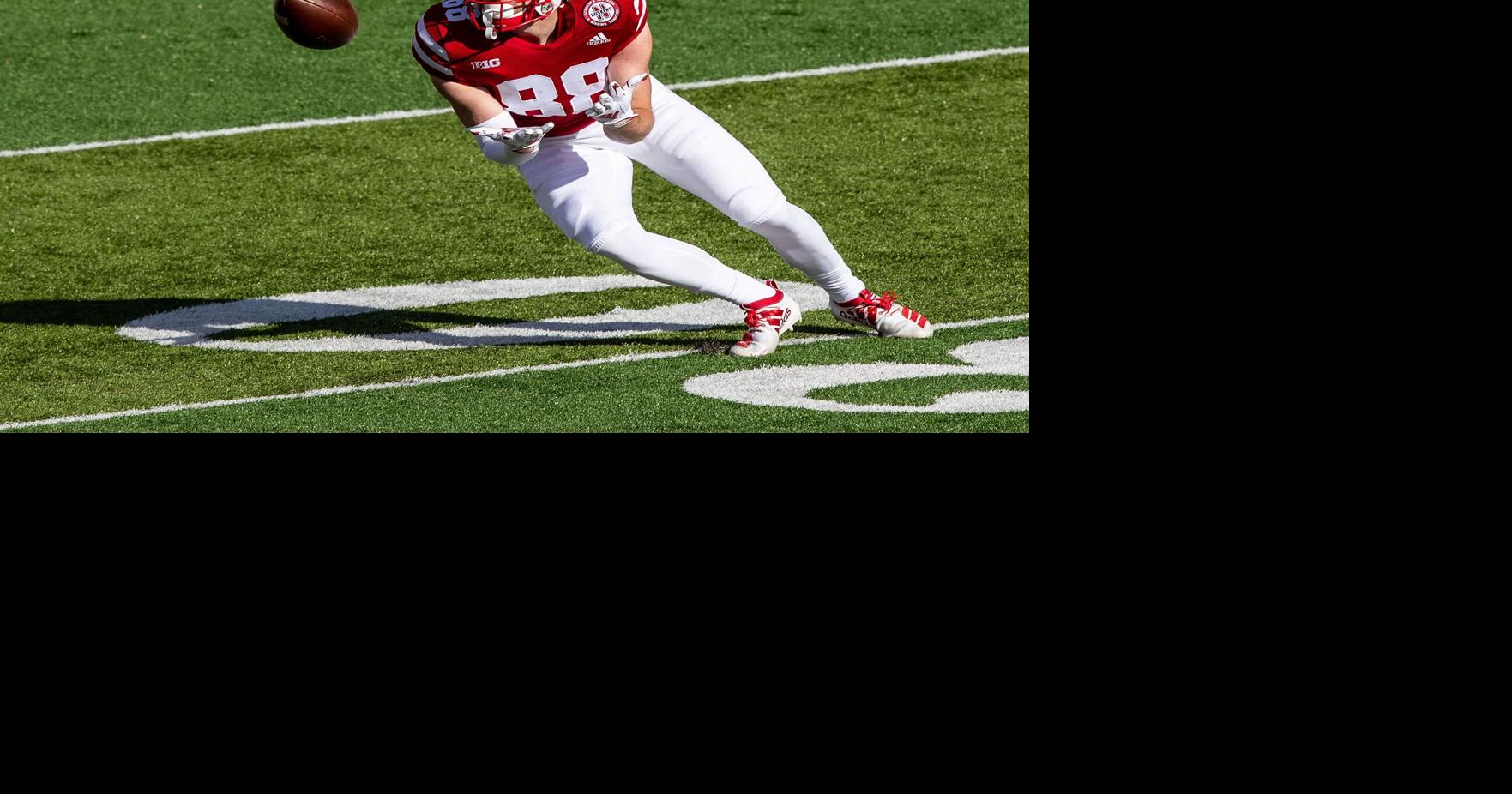 Senior receiver Levi Falck returning for another season at Nebraska