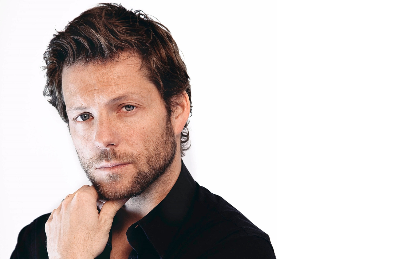 Jamie Bamber facebook