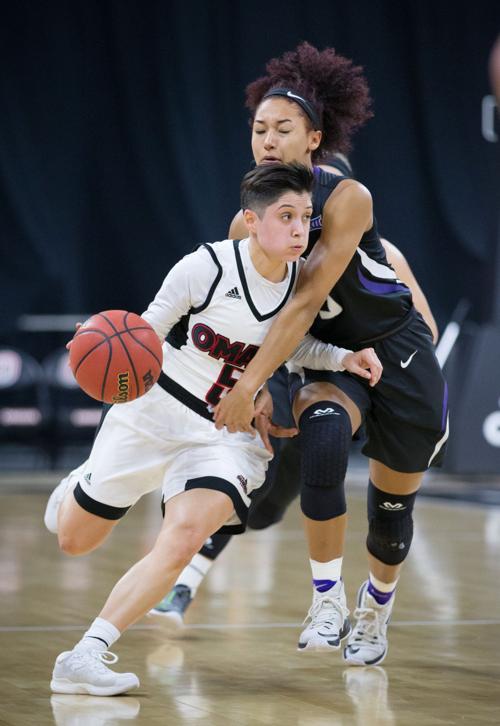 Women S Basketball Avila At Uno Uno Omaha Com