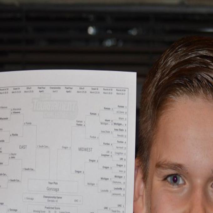 13 Year Old Nebraskan S Ncaa Tournament Bracket Ranks 101st Of