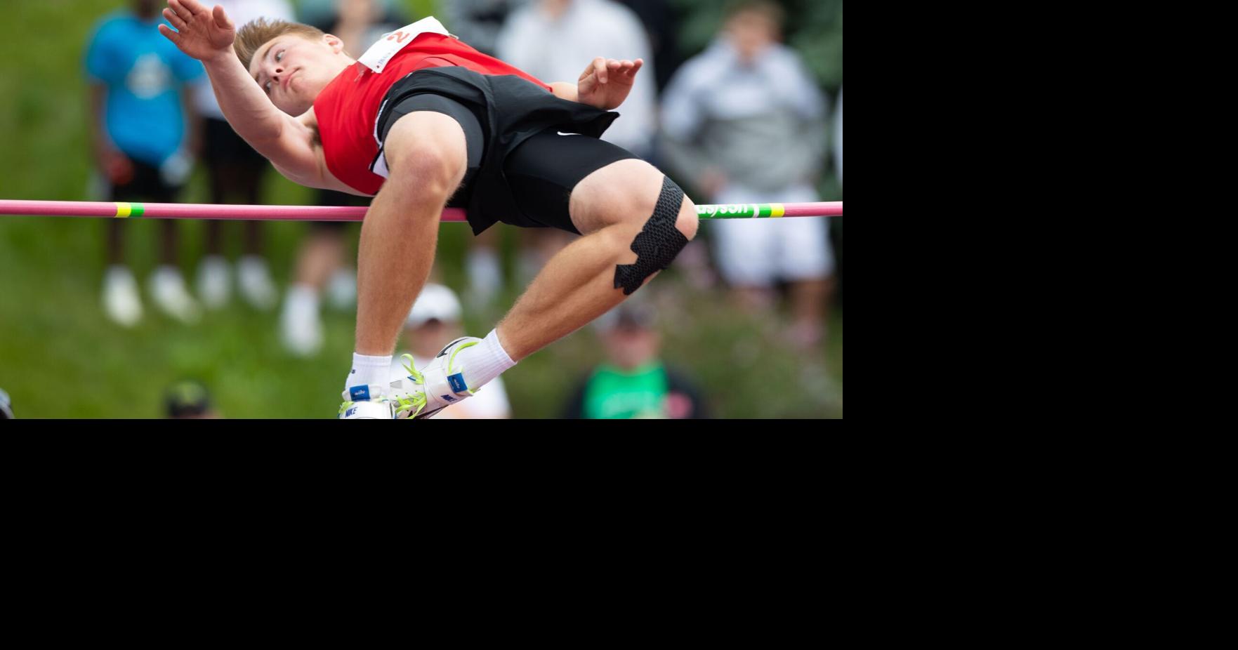 Ainsworth multisport athlete Carter Nelson receives Nebraska football offer