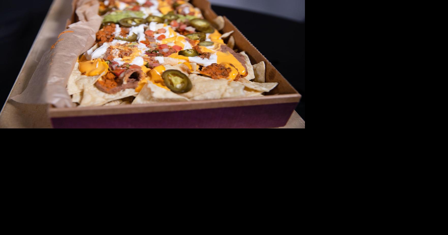We Ate The Taco Bell Nachos Party Pack And It Was Uh Pretty Good Omaha Dines Omaha Com
