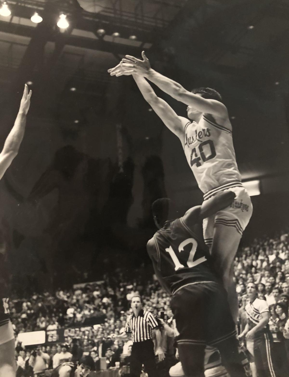 Danny Nee Beau Reid And The Explosive Revival Of Nee Brasketball Men S Basketball Omaha Com