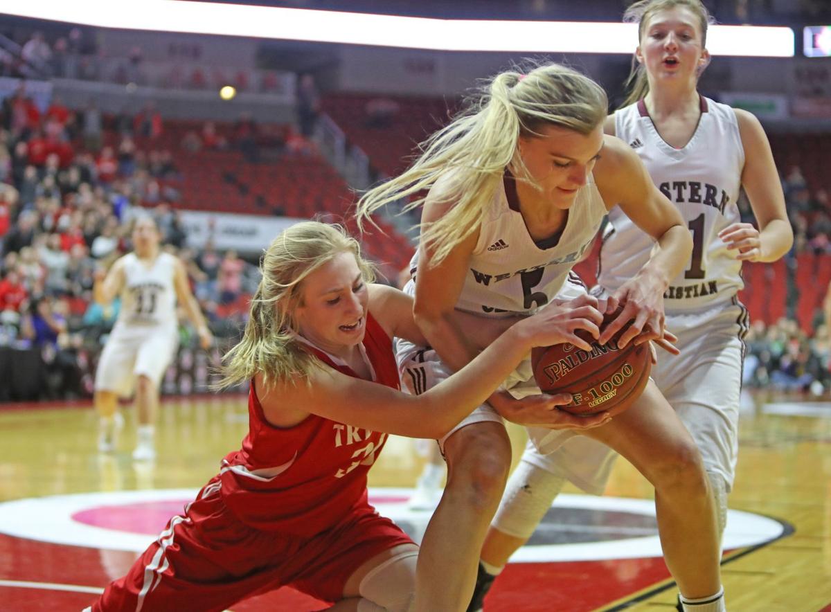 Iowa Class 2A Treynor falls short in championship after controversial