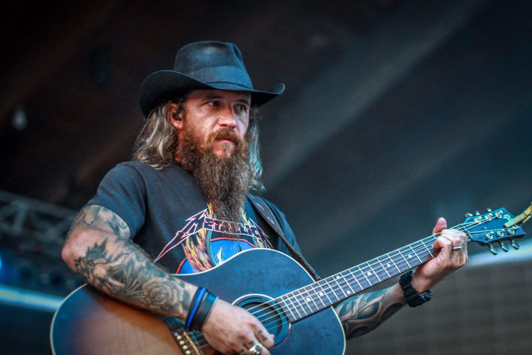 Review: Cody Jinks Gives It His All Before Being Taken To The Hospital ...