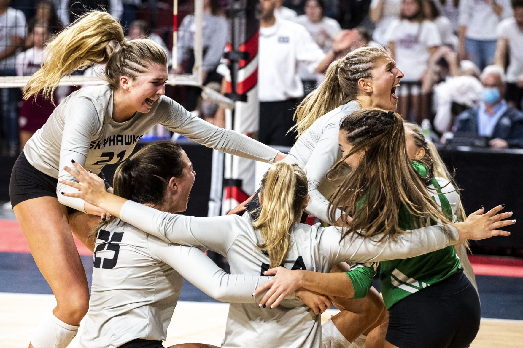 Class B: Omaha Skutt, Norris Advance To Final With Comeback Wins