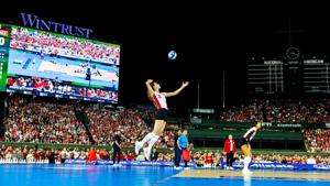 090626-owh-spo-volleyball-cm-06