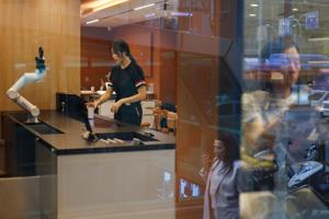 South Korean shops turn to robots, self-service to escape labor woes