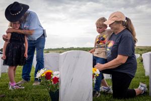 070326-owh-new-cemetery-jc-4.JPG